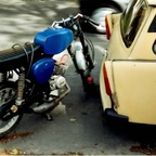 Getunte Simson S50 neben einem Trabant
