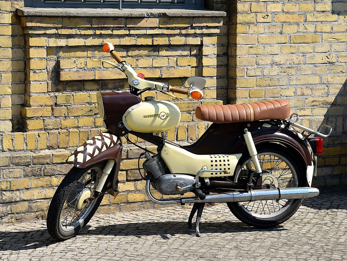 Simson Star SR4-2 aus der Vogelserie, Seitenansicht